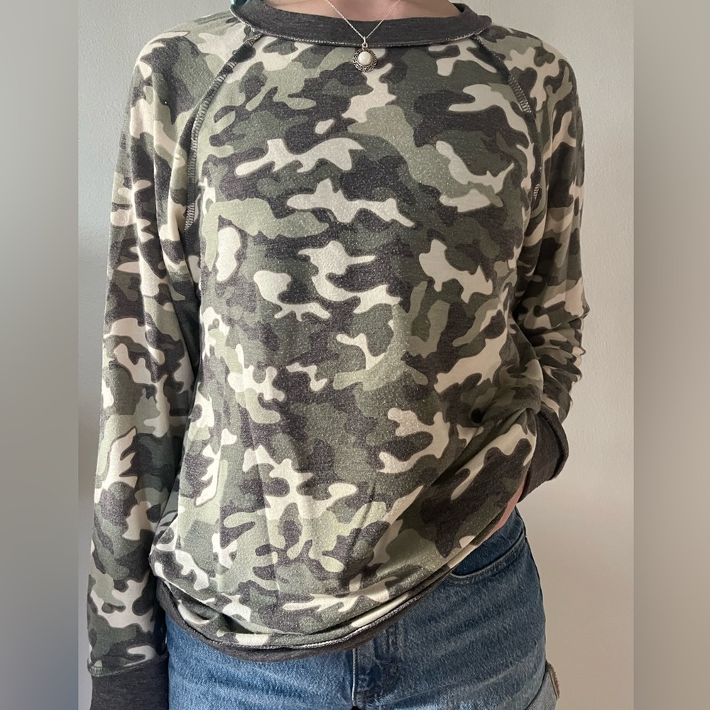 CASLON | Army Green Camo Long Sleeve